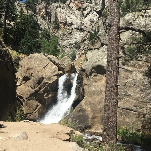 Meet your Posher, Megan - Picture 4 of 6